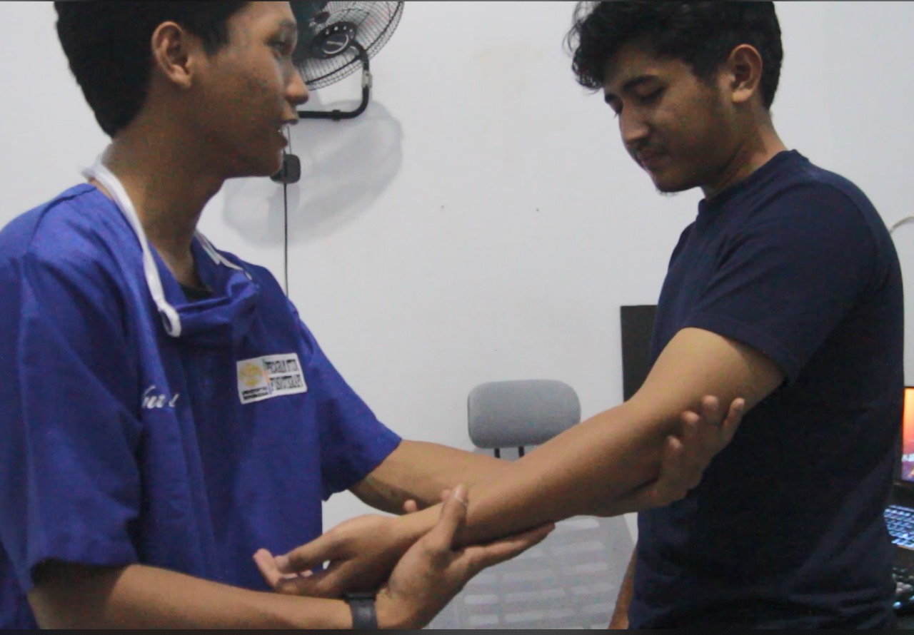 Profesi dan Lulusan Fisioterapi